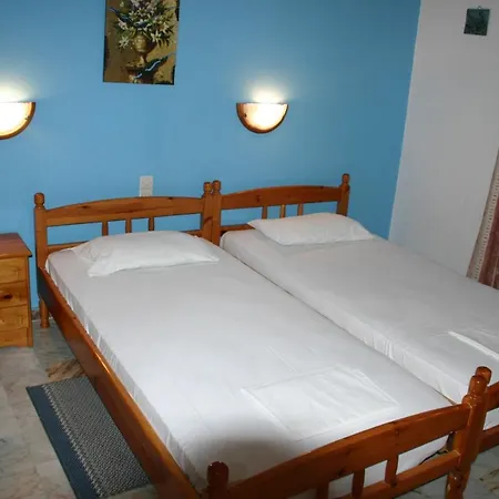 Kantas Apartments 5*